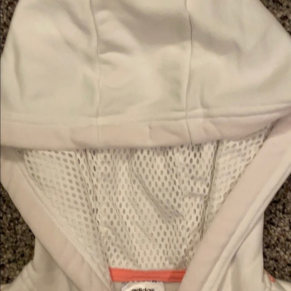 Sweatshirt - Picture 2 of 3